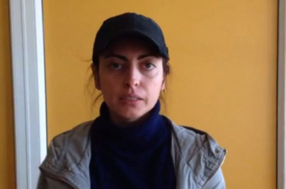 Լենա՜ն, հացին կակա ասող Լենա՜ն հիմա էլ նոր առանձնատուն է գնել, իբր պատգամավորի աշխատավարձով